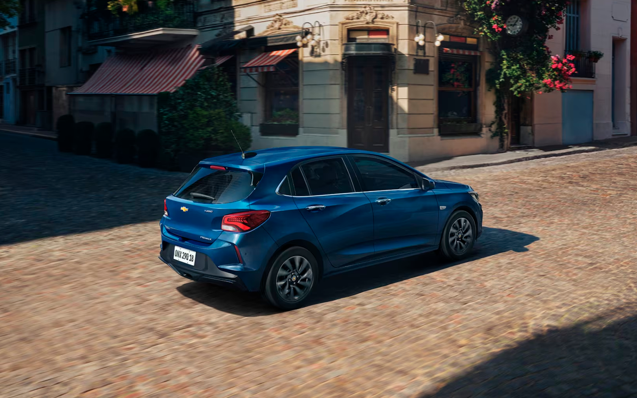 Hatch Compacto